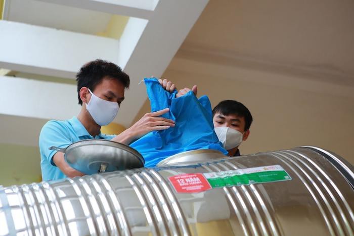 Cây ATM nhả ra gạo được làm từ bồn nước Toàn Thắng